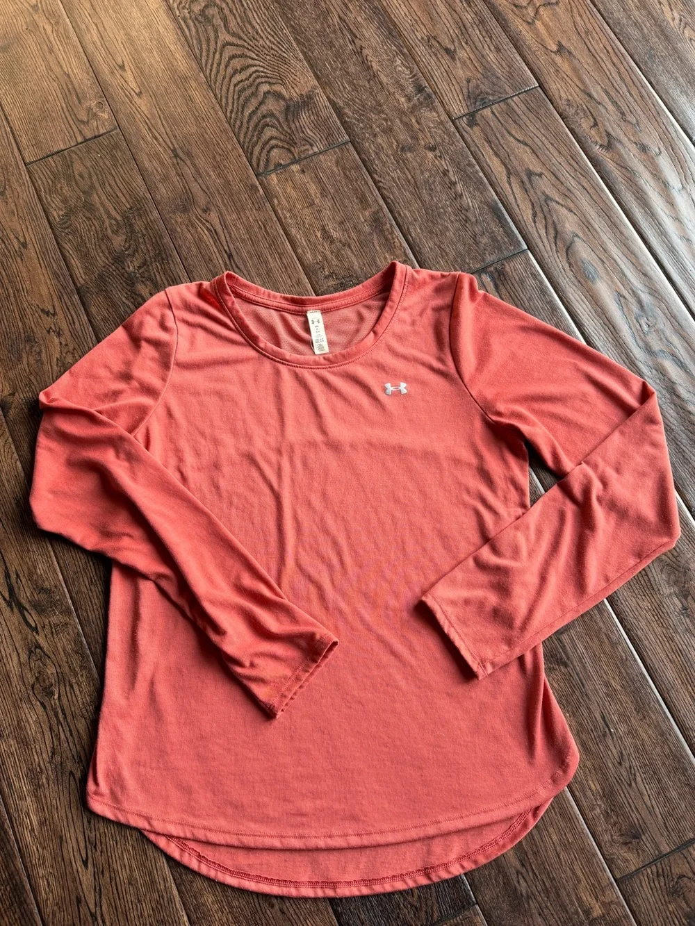 Women’s Under Armour shirt lot